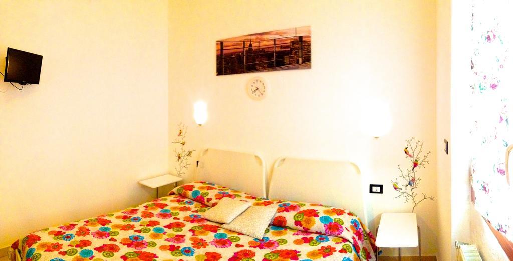 Top Suit Centro - Guest House Brugherio Rum bild